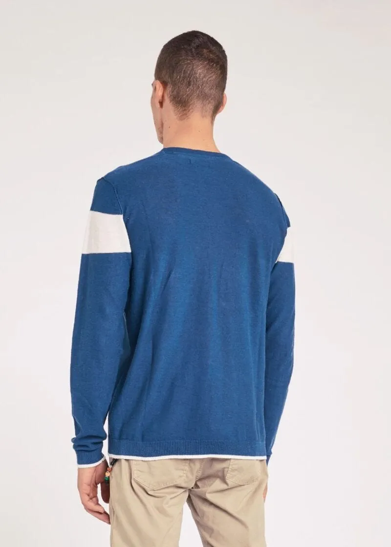 Maglia con cuciture a rovescio