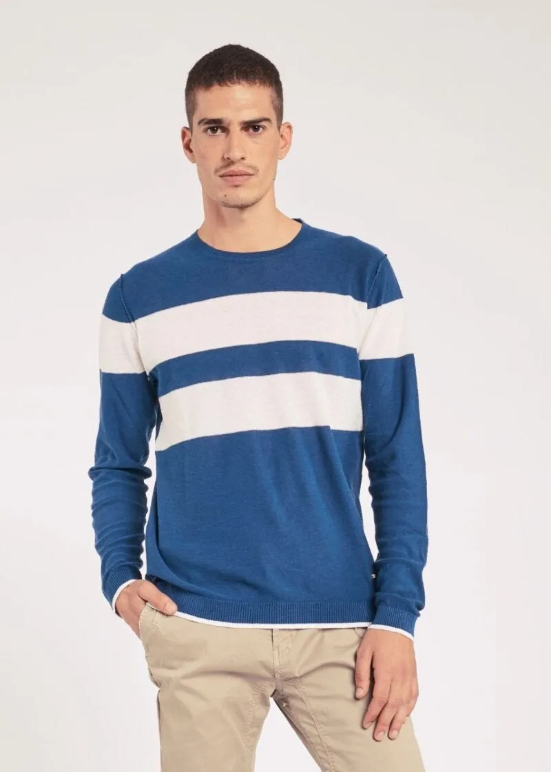 Maglia con cuciture a rovescio